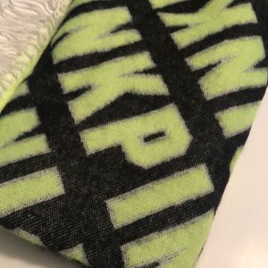 VS PINK scarf wrap ✨